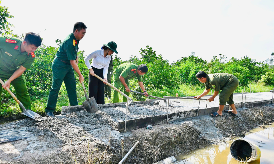 Bến Lức làm tốt công tác dân vận, gắn kết tình quân - dân