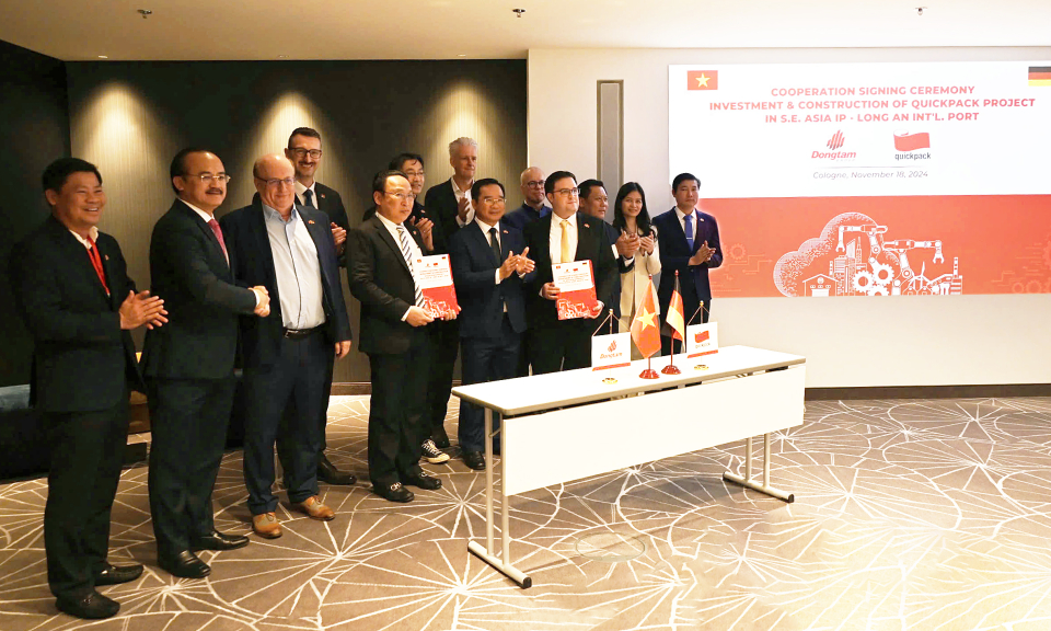Tập đoàn Tập đoàn QuickPack đầu tư nhà máy 30 triệu Euro vào khu công nghiệp Đông Nam Á Long An
