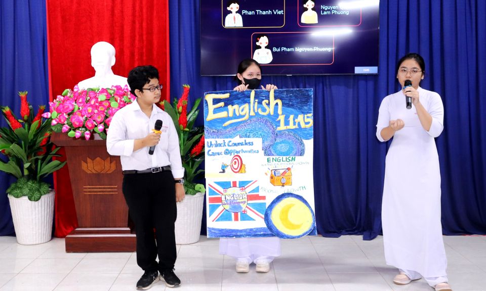 Cần Đước tổ chức Hội thi hùng biện tiếng Anh cho học sinh