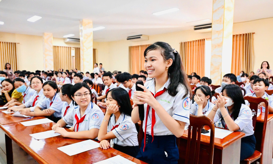 Bến Lức chú trọng giáo dục kỹ năng sống cho học sinh