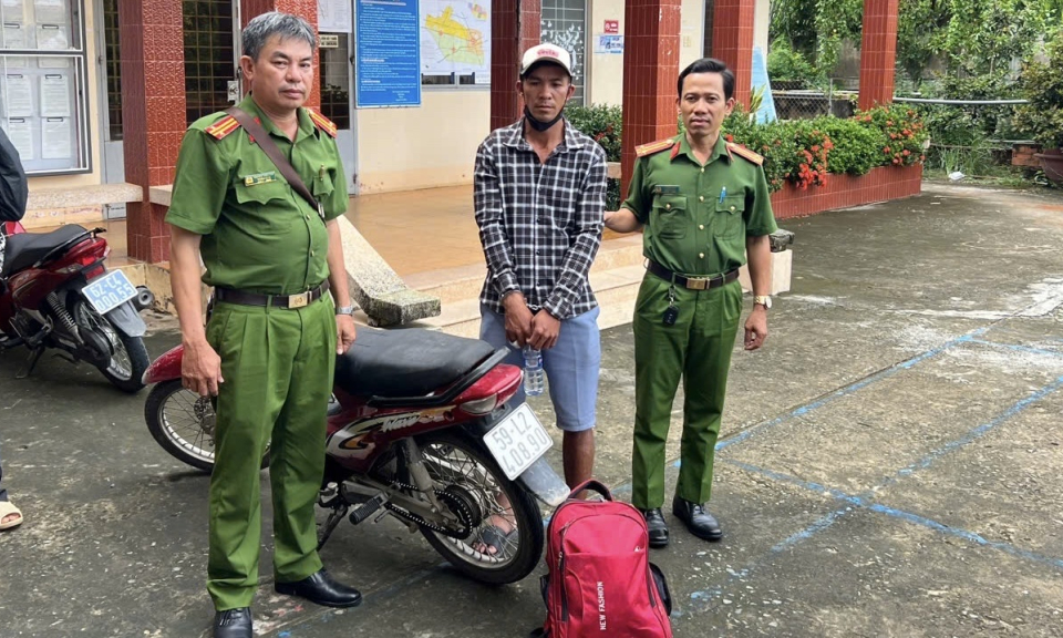 Công an Tân Thạnh bắt đối tượng trộm cắp tài sản