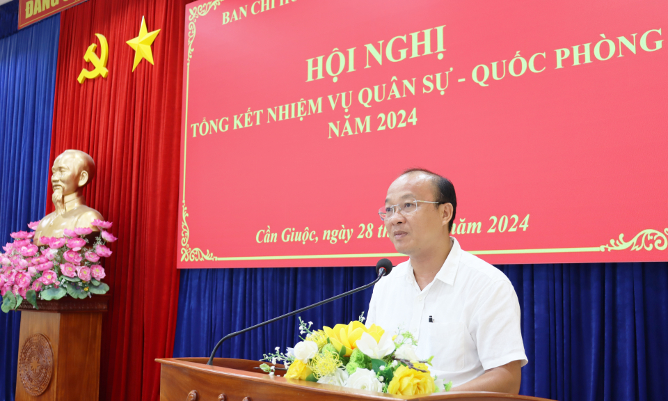Cần Giuộc tổng kết nhiệm vụ Quân sự - Quốc phòng năm 2024
