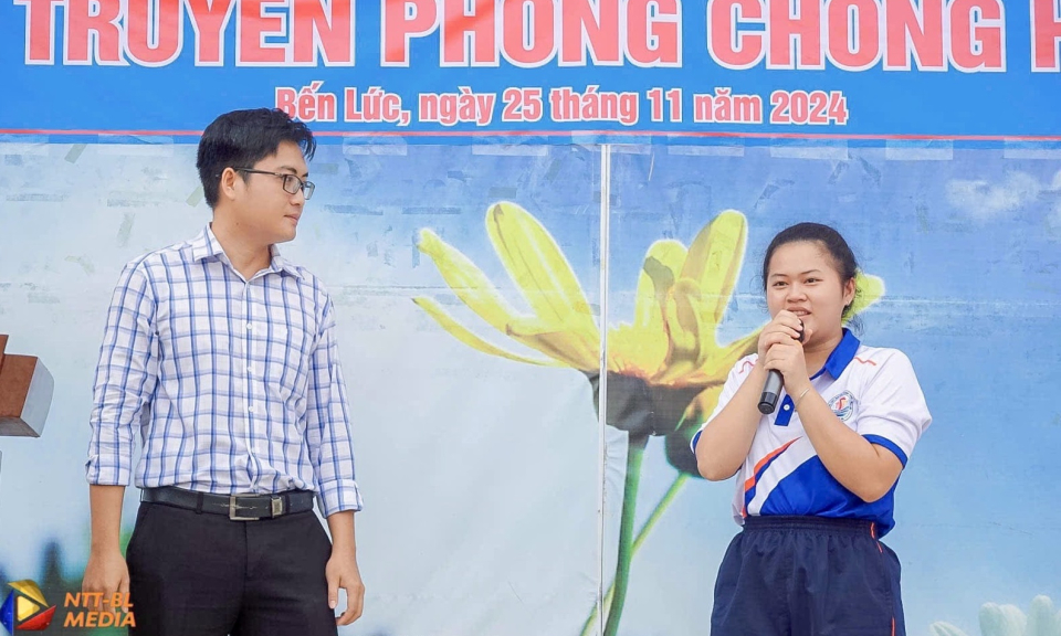 Bến Lức truyền thông Tháng hành động quốc gia phòng, chống HIV/AIDS năm 2024