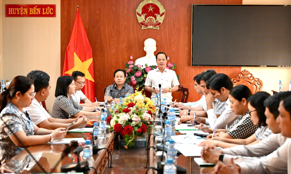 Bến Lức họp thông qua phương án quy mô, kiến trúc các công trình