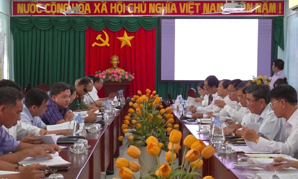Tân Hưng thông qua dự thảo điều chỉnh quy hoạch sử dụng đất thời kỳ 2021 - 2030