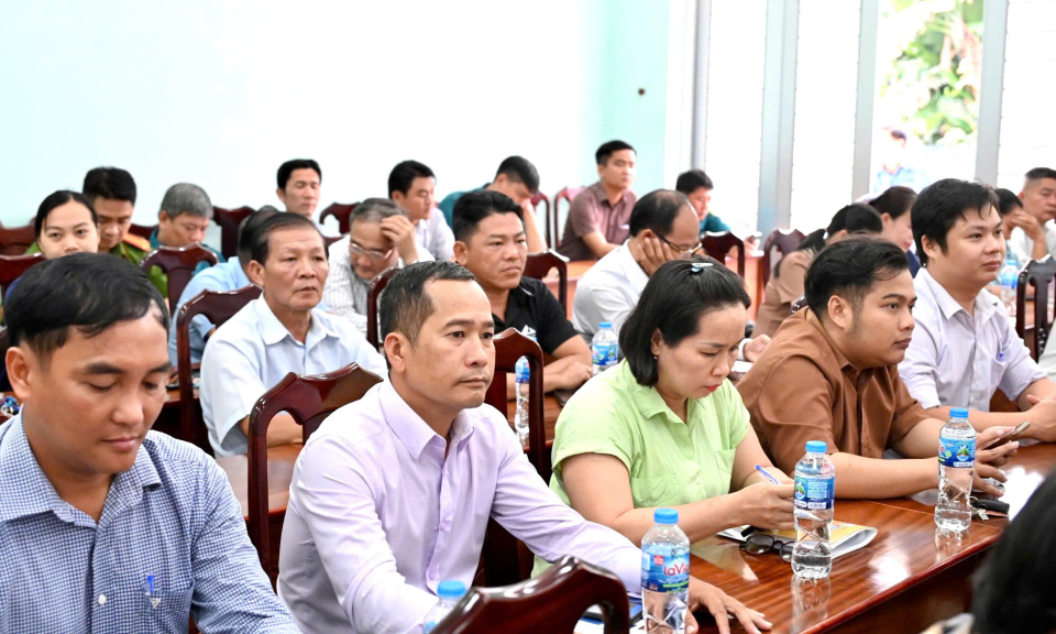 Bến Lức trang bị kỹ năng phòng, chống lừa đảo trên không gian mạng 
