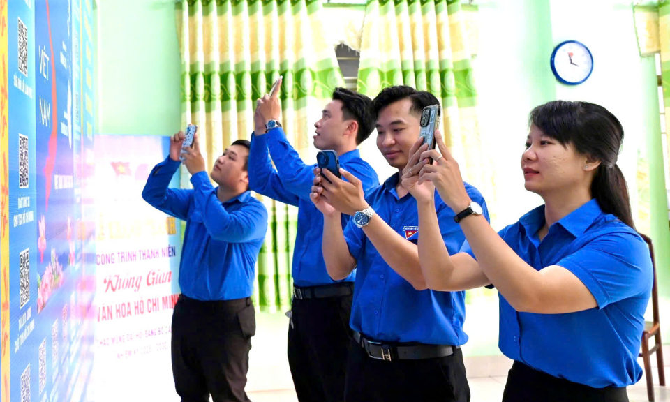  Huyện đoàn Bến Lức ra mắt Không gian Văn hóa Hồ Chí Minh