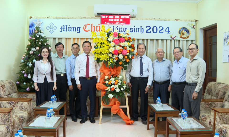 Lãnh đạo tỉnh Long An thăm, chúc mừng Giáng sinh Tổng Liên hội Hội thánh Tin Lành Việt Nam (miền Nam)