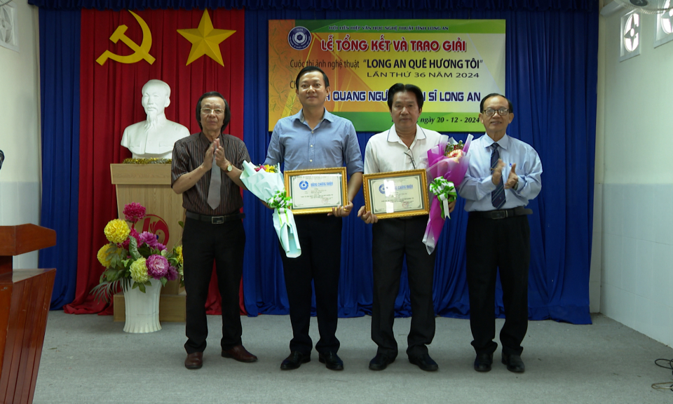 Trao giải cuộc thi ảnh nghệ thuật “Long An quê hương tôi” lần thứ 36
