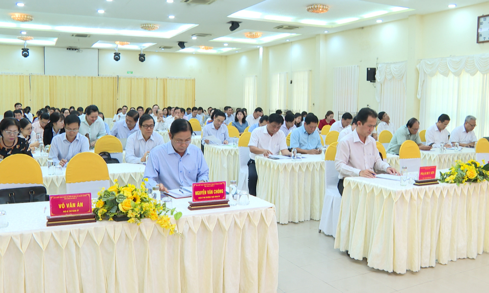 Tăng cường giáo dục chính trị tư tưởng trong công tác sắp xếp, tinh gọn bộ máy