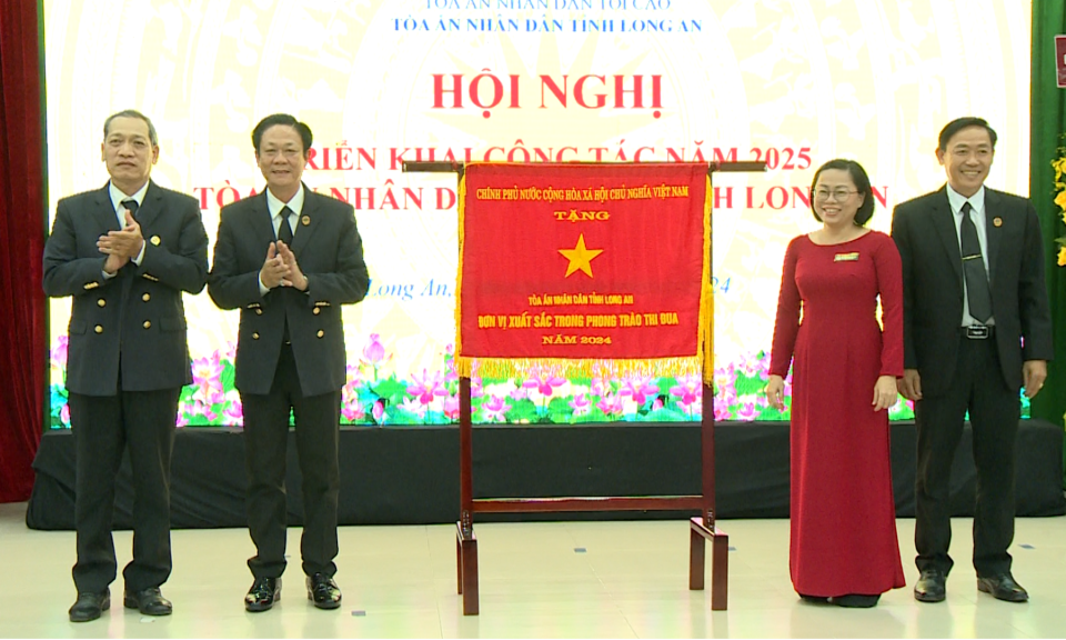 Hội nghị triển khai công tác Tòa án Nhân dân hai cấp tỉnh Long An năm 2025