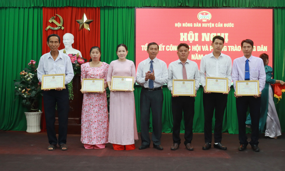 Cần Đước tổng kết công tác Hội và phong trào nông dân năm 2024