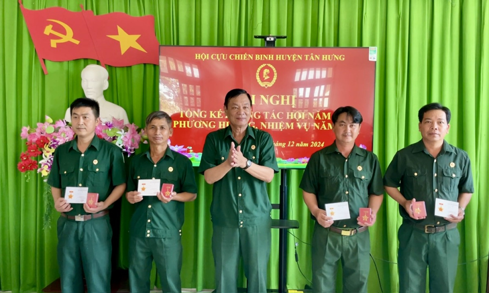 Tân Hưng tổng kết công tác Hội Cựu chiến binh năm 2024
