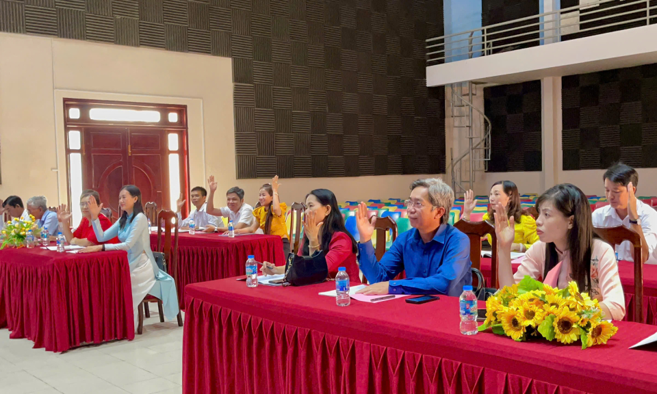Tân Hưng tổng kết công tác văn hóa, thông tin, thể thao