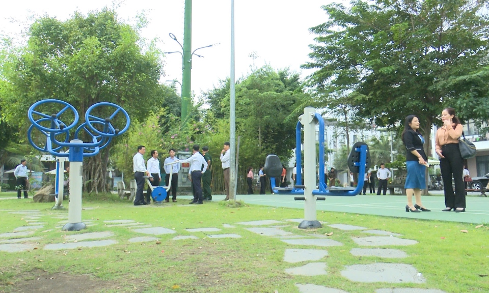 Thẩm định xã Mỹ Hạnh Nam đạt chuẩn nông thôn mới kiểu mẫu về văn hóa 