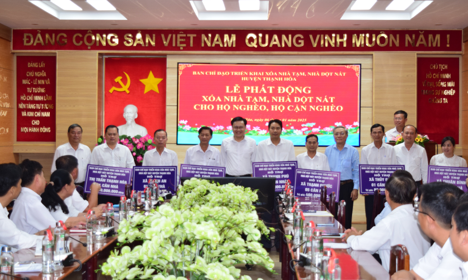 Thạnh Hóa phát động xóa nhà tạm, nhà dột nát 