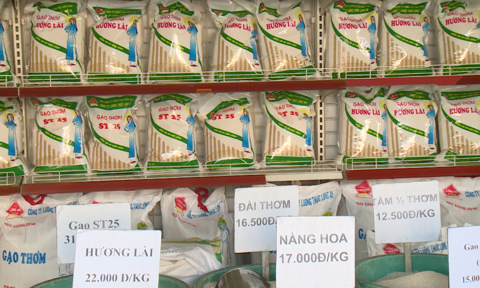 Doanh nghiệp Long An tồn kho hơn 239.000 tấn gạo phục vụ thị trường Tết