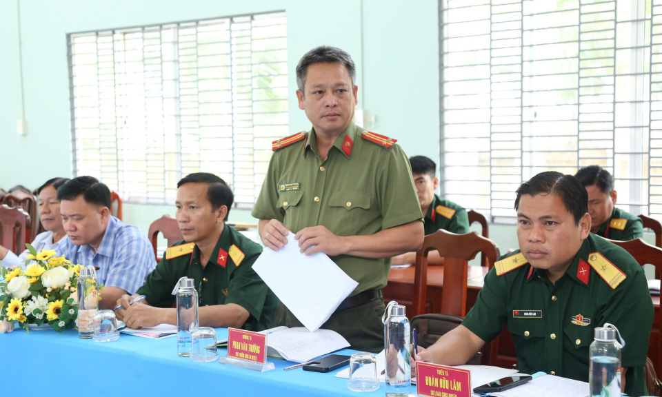 Kiểm tra công tác tuyển chọn và gọi công nhân nhập ngũ năm 2025 tại huyện Tân Thạnh