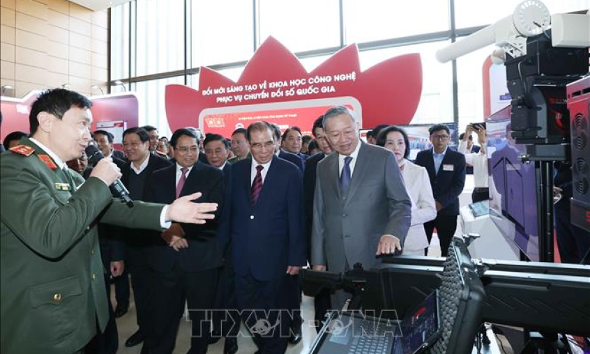 Công bố Quyết định thành lập Ban Chỉ đạo Trung ương về phát triển khoa học, công nghệ, đổi mới sáng tạo và chuyển đổi số