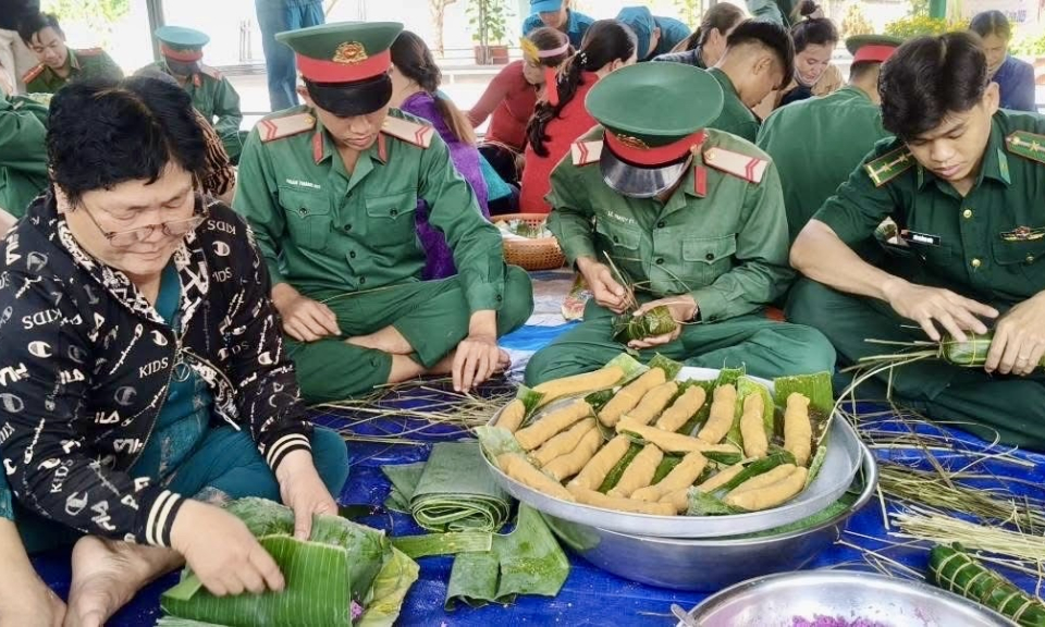 Tân Hưng ấm áp nghĩa tình “Tết Quân - Dân” Xuân Ất Tỵ 2025