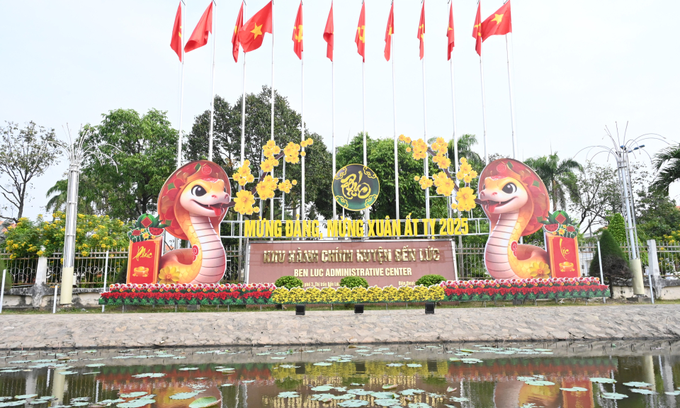 Bến Lức tự hào 95 mùa xuân có Đảng soi đường