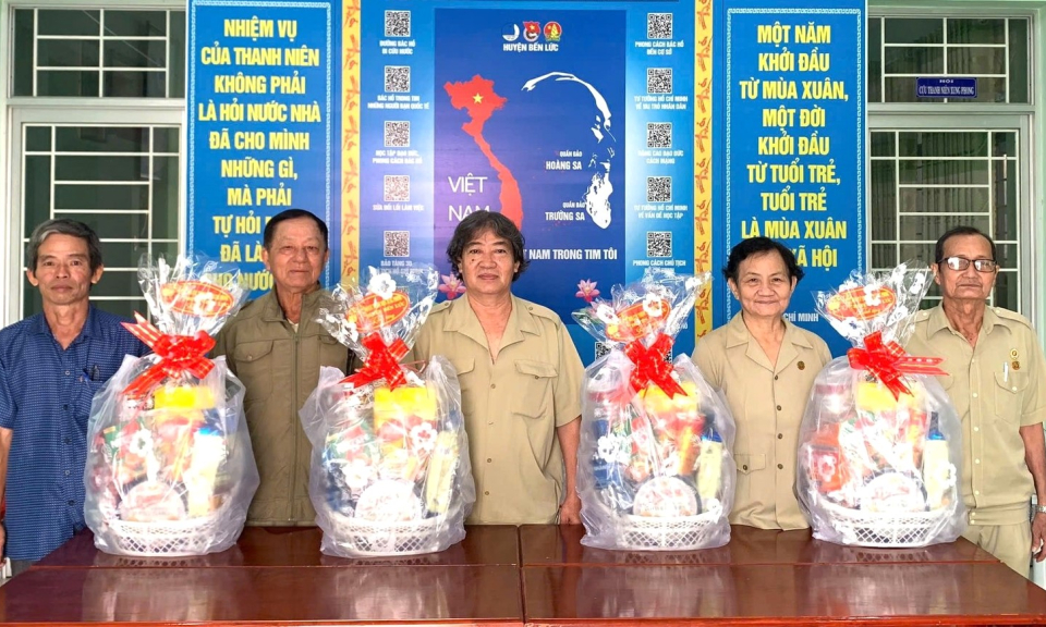 Bến Lức ấm áp mùa xuân tình nguyện