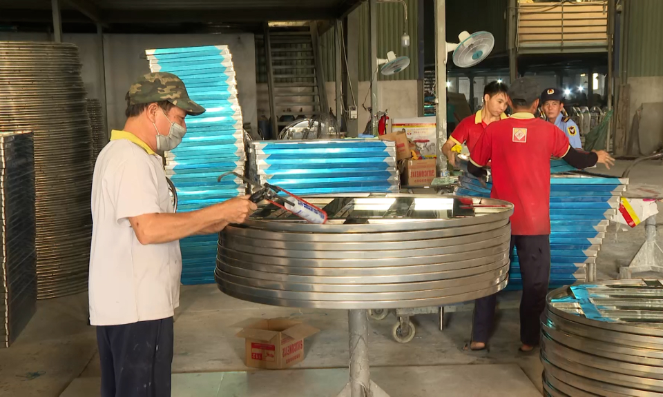 Chỉ số sử dụng lao động của doanh nghiệp công nghiệp tăng trưởng khá