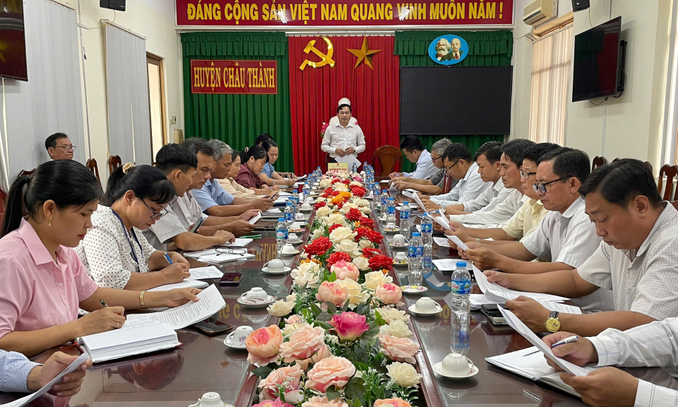Châu Thành triển khai kế hoạch khống chế dịch bệnh Cúm A/H5N1