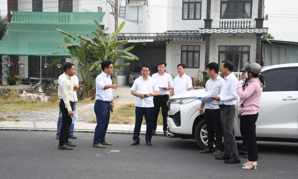 Đức Hòa khảo sát các nút giao thông đấu nối vào đường tỉnh 823D