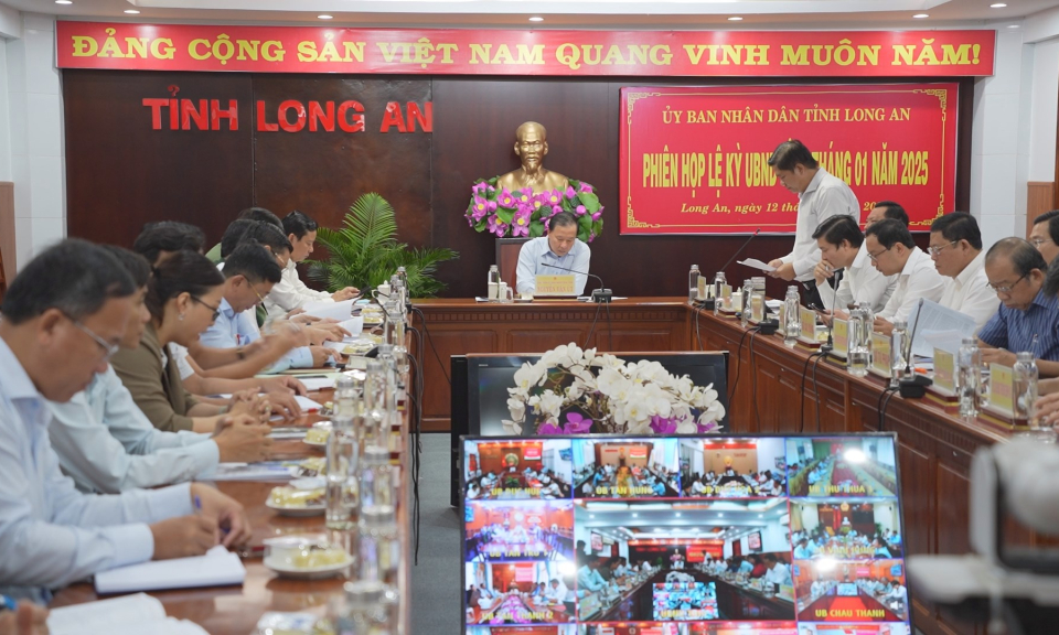 UBND tỉnh họp phiên thường kỳ tháng 1/2025