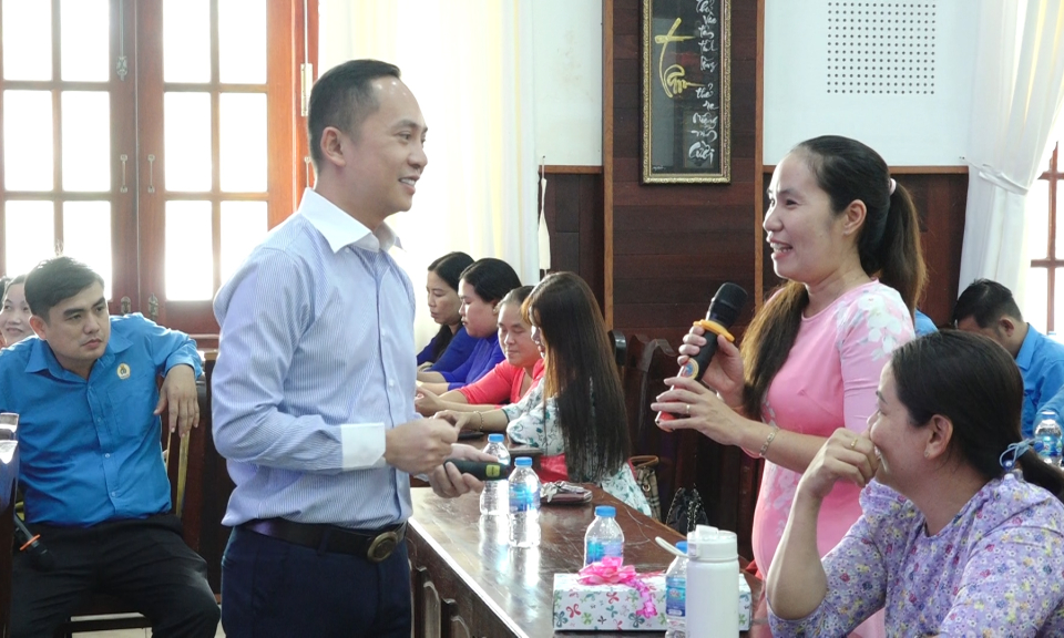 Đức Hòa: Nói chuyện chuyên đề: “Cảm xúc trong công việc, gia đình và cuộc sống”
