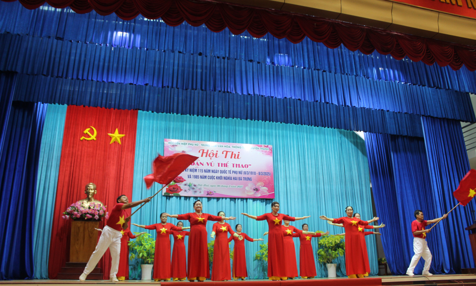 Đức Huệ: Hội thi “Dân vũ thể thao” chào mừng ngày Quốc tế Phụ nữ 