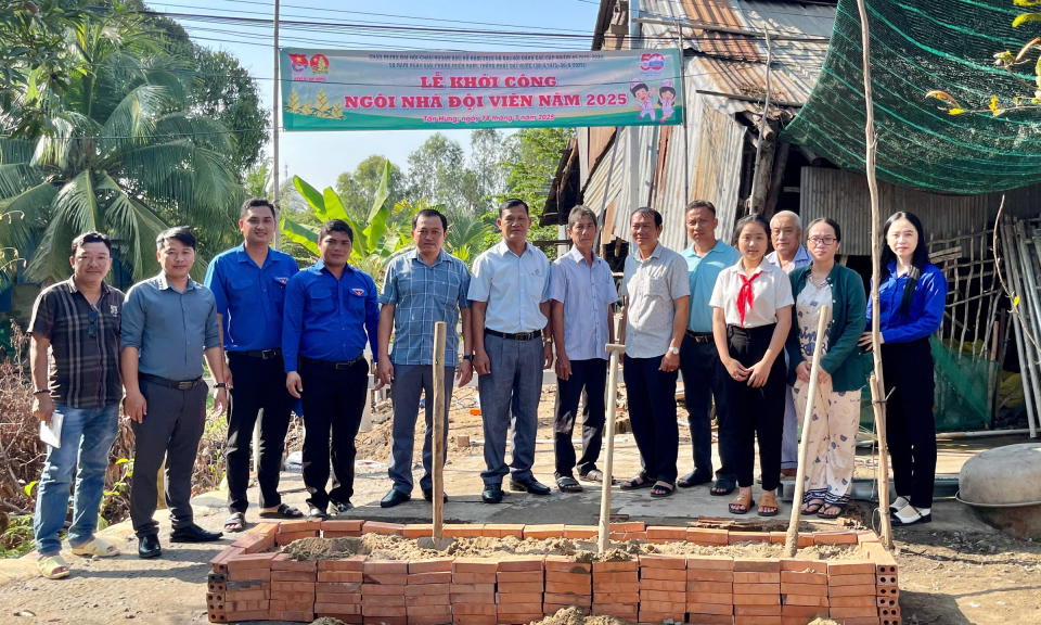 Tân Hưng khởi công xây dựng nhà Đội viên tại xã Hưng Thạnh