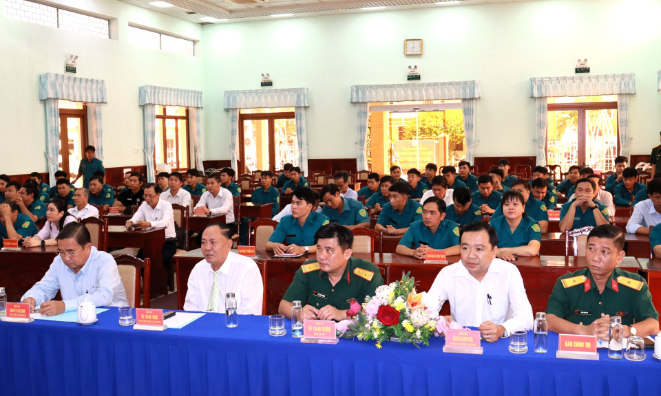 Cần Đước họp mặt kỷ niệm 90 năm Ngày truyền thống lực lượng dân quân tự vệ