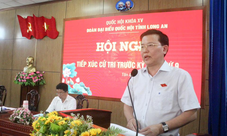 Đoàn đại biểu Quốc hội tiếp xúc cử tri thành phố Tân An