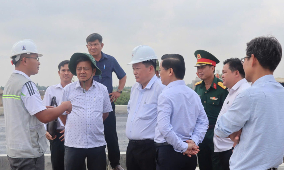 Khởi công các công trình, dự án mang tầm vóc mới