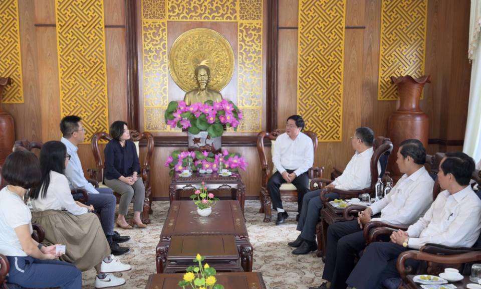 Lãnh đạo Công ty TNHH Giầy Ching Luh Việt Nam chào xã giao lãnh đạo tỉnh