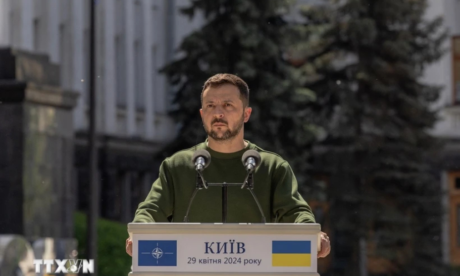 Tổng thống Ukraine sẵn sàng đàm phán ngừng bắn vô điều kiện với Nga