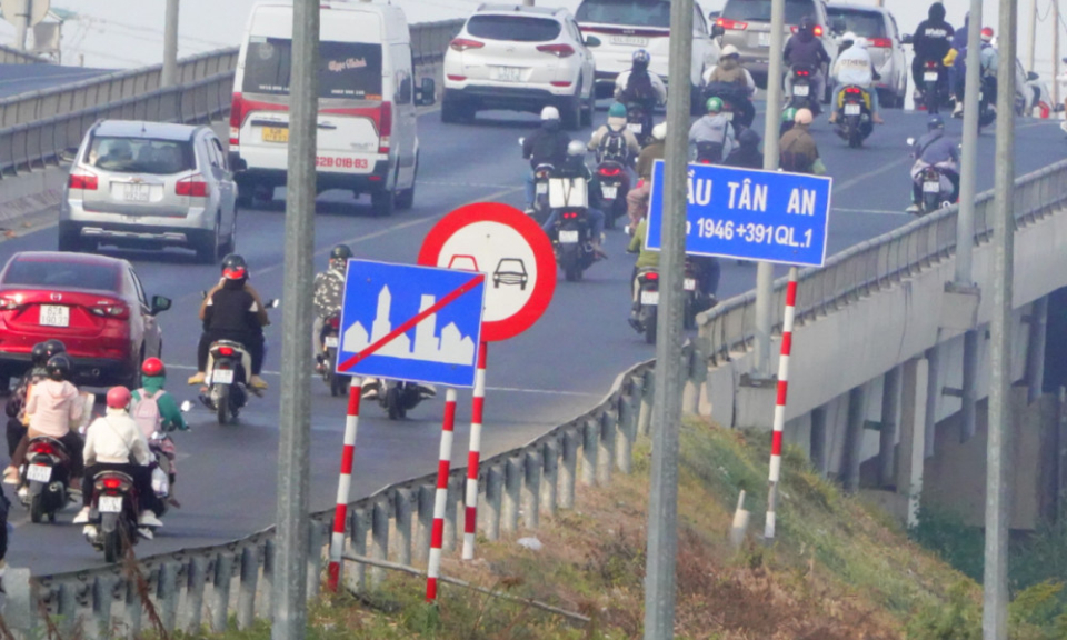 Long An: Xử lý nghiêm vi phạm giao thông dịp lễ và cao điểm hè