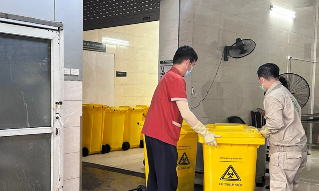 Thực hư về thông tin liên quan đến công tác quản lý chất thải y tế tại Bệnh viện Bạch Mai