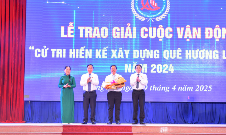Vinh danh 14 hiến kế xuất sắc Cuộc vận động Cử tri hiến kế xây dựng quê hương Long An lần thứ 2
