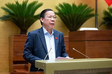 Ủy viên Ủy ban Thường vụ Quốc hội, Chủ nhiệm Ủy ban Kinh tế và Tài chính của Quốc hội - Phan Văn Mãi báo cáo tiếp thu, giải trình và chỉnh lý dự thảo Luật Quản lý và đầu tư vốn nhà nước tại doanh nghiệp