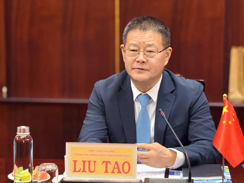 Phó Tỉnh trưởng Chính phủ Nhân dân tỉnh Thanh Hải (Trung Quốc) - Liu Tao phát biểu tại hội nghị gặp gỡ, hợp tác đầu tư