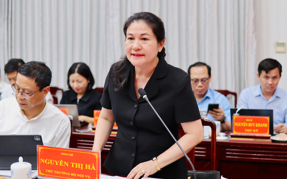 Thứ trưởng Bộ Nội vụ - Nguyễn Thị Hà phát biểu tại buổi làm việc