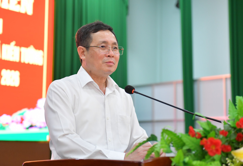 Tiến sĩ Mai Văn Nhiều - Ủy viên Ban Thường vụ Tỉnh ủy, Phó Chủ tịch phụ trách HĐND tỉnh