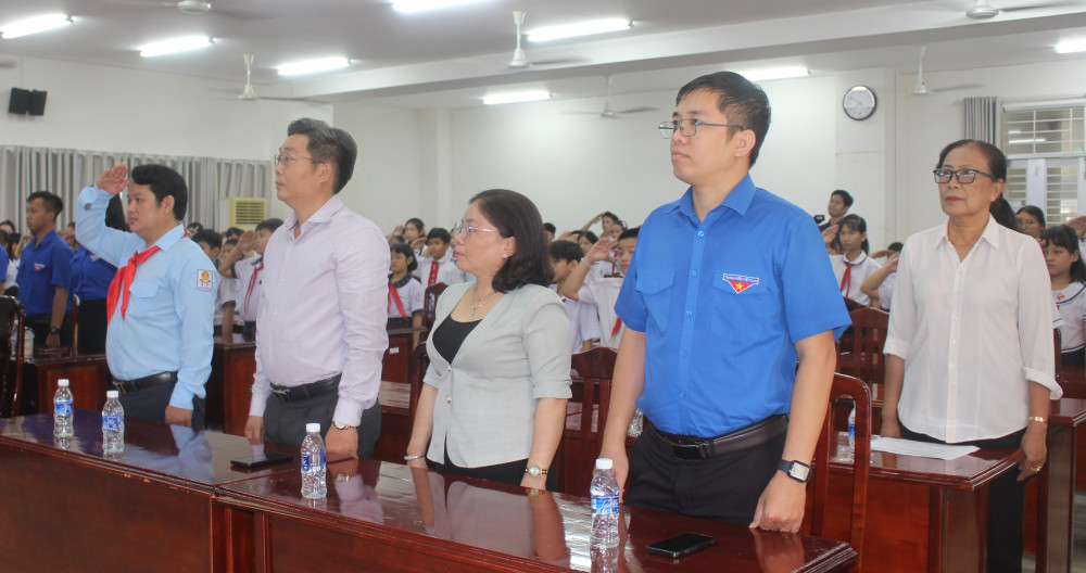Đại biểu tham dự
