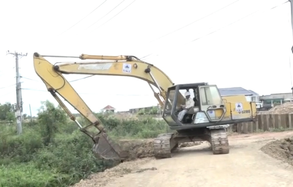 Thi công cầu Chòi Mòi và cầu Ông Mười Tâm là nằm trong dự án đầu tư xây dựng 6 cầu trên Đường tỉnh 831