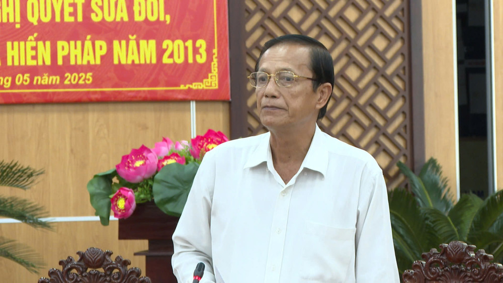 Đại biểu góp ý vào dự thảo Nghị quyết sửa đổi, bổ sung một số điều của Hiến pháp năm 2013