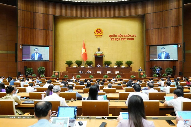 Dự thảo Luật cũng giao Chính phủ hướng dẫn cụ thể tiêu chí xác định, kê khai thông tin về chủ sở hữu hưởng lợi của doanh nghiệp, đảm bảo phù hợp với Kết luận số 119-KL/TW của Bộ Chính trị. (Ảnh: QH/Vietnam+)