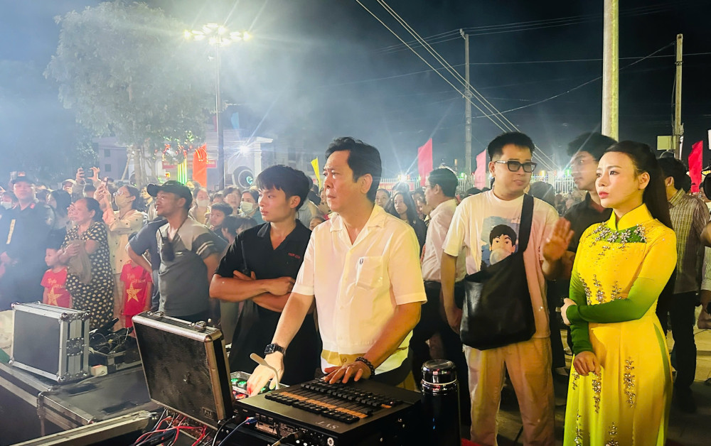 Đạo diễn Hiền Phương